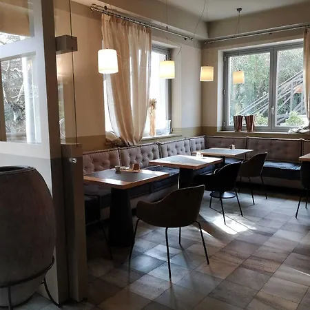 Le Corderie 4* Triest